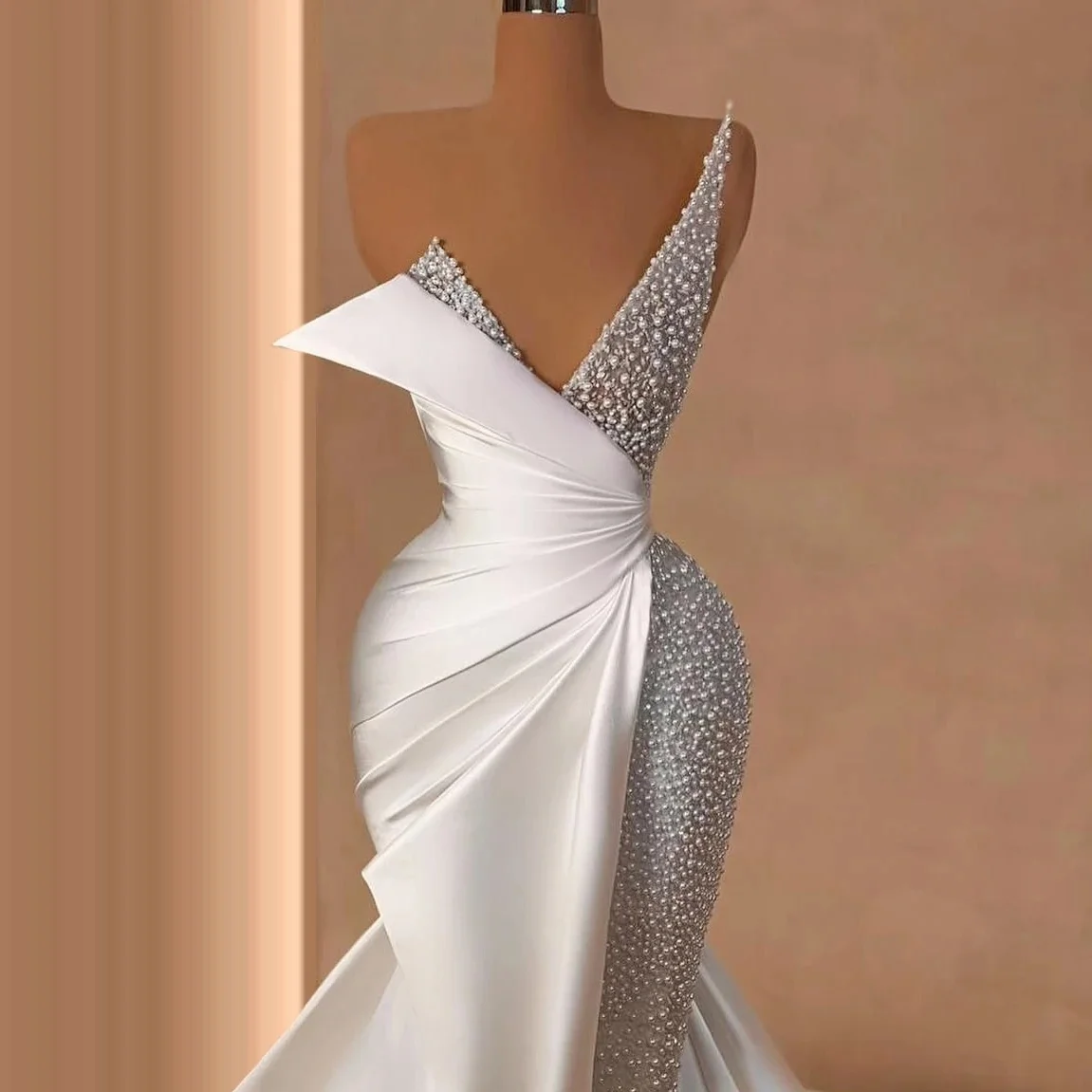 Elegent Strapless Pearls Wedding Dresses Luxury 2015 Mermaid Style for Bride Sweep Train Bridal Gown Vestido de novia Customized - Image 2